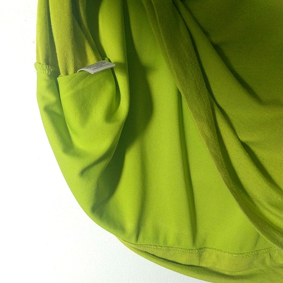 Cable & Gauge Lime Sleeveless Ruched Tunic Length Top L - Picture 6 of 6